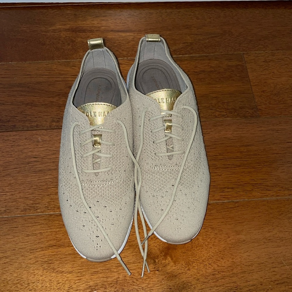 COLE HAAN Women's 2.ZERØGRAND Stitchlite™ Wingtip Oxfords Sneakers size 9